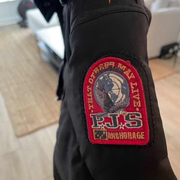 Women’s Winter Coat - Picture 3 of 5